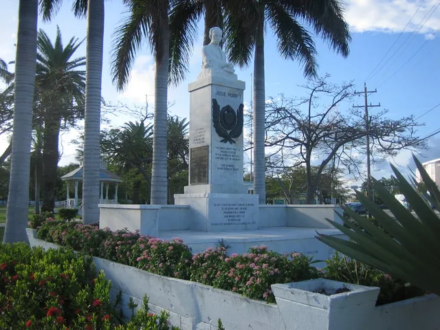Statue of José Martí at Bayview Park